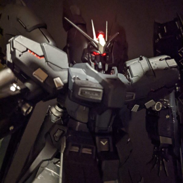 Hi-νガンダム ノワール