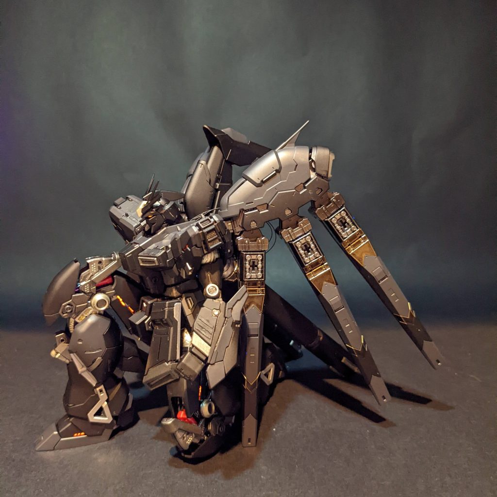 内部フレームもある程度塗り分けてます。見えないんですけどね。