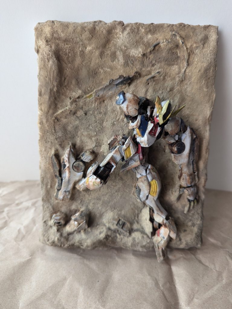 子どもが壊したルプスレクスの遺影–7枚目/制作者:あーやん