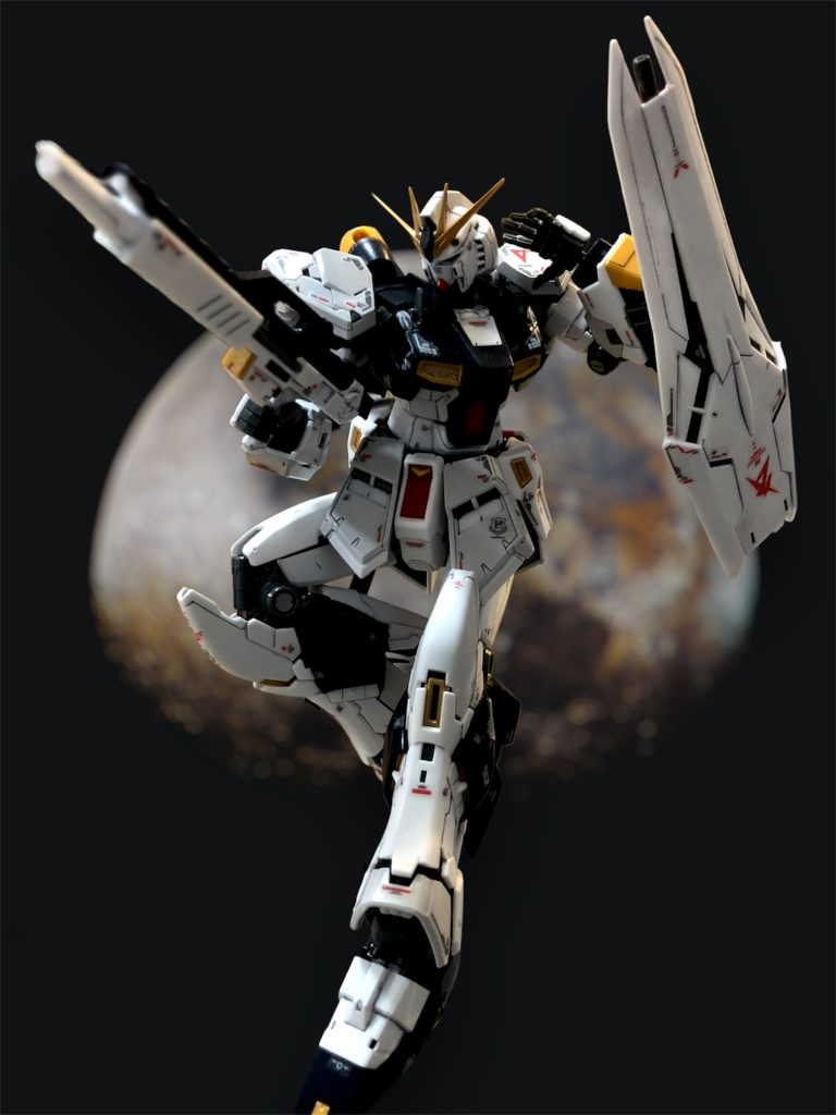 RG 1/144 νガンダム–5枚目/制作者：L.W
