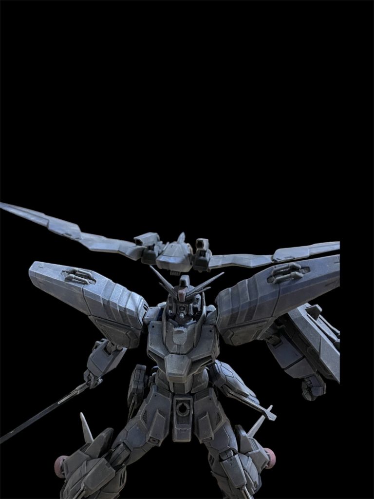 背部飛行ユニットには、リモートシステム他、分離合体機能が搭載されている。飛行ユニットは、機体が破壊された場合、本機から切り離され、戦闘データを持ち帰る役目がある。