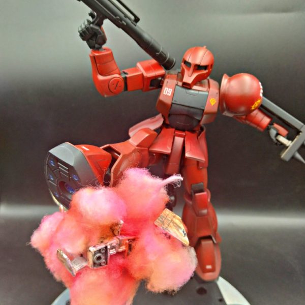 ガンプラ　陸戦型ガンダムとザクのジオラマ HGUC陸戦型ガンダム&ザクⅡ 戦闘ジオラマ｜バナナ🍌さんの