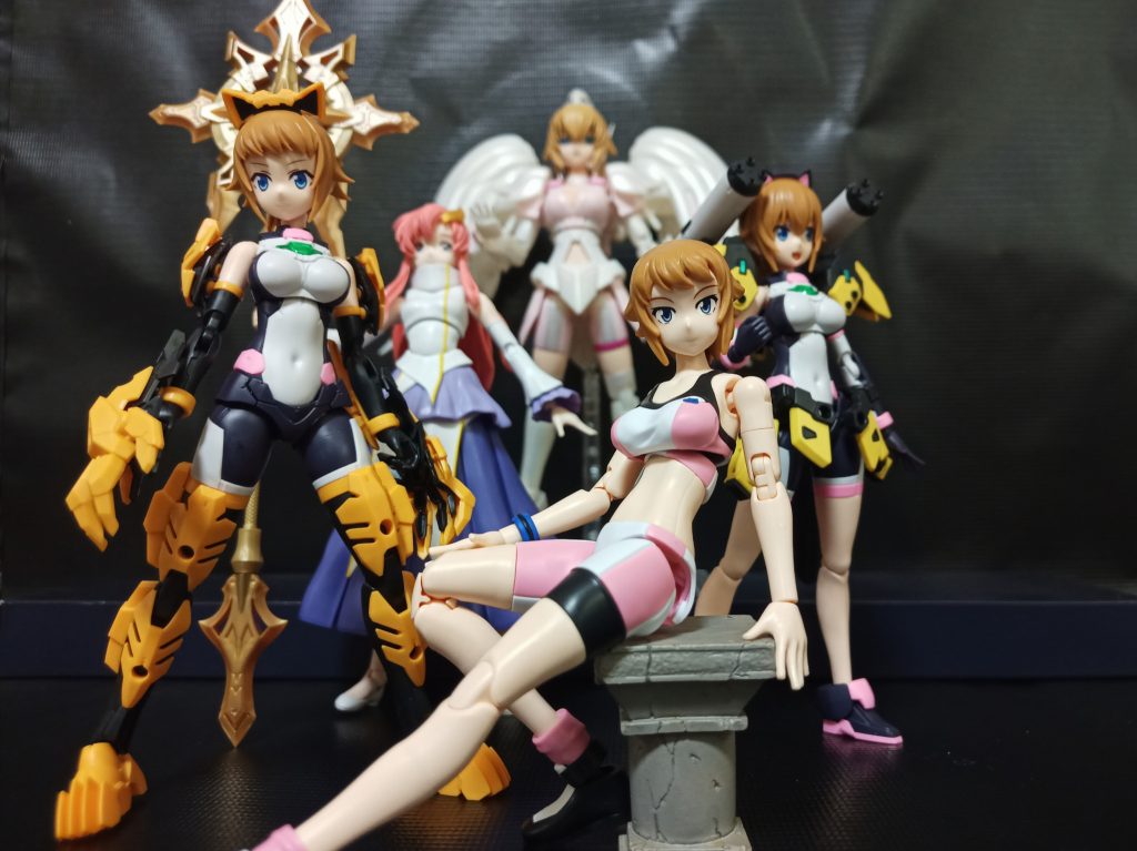 アテナの下に集いしセイントたち ( ˙ε . )?後ろは女神像です邪神像ではありません最後までご覧いただき有難うございました(о´∀`о)