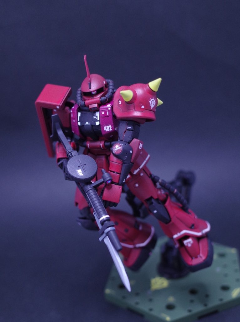 銃剣付きザクマシンガンコトブキヤ M.S.G ナイフセットの物を使用しました