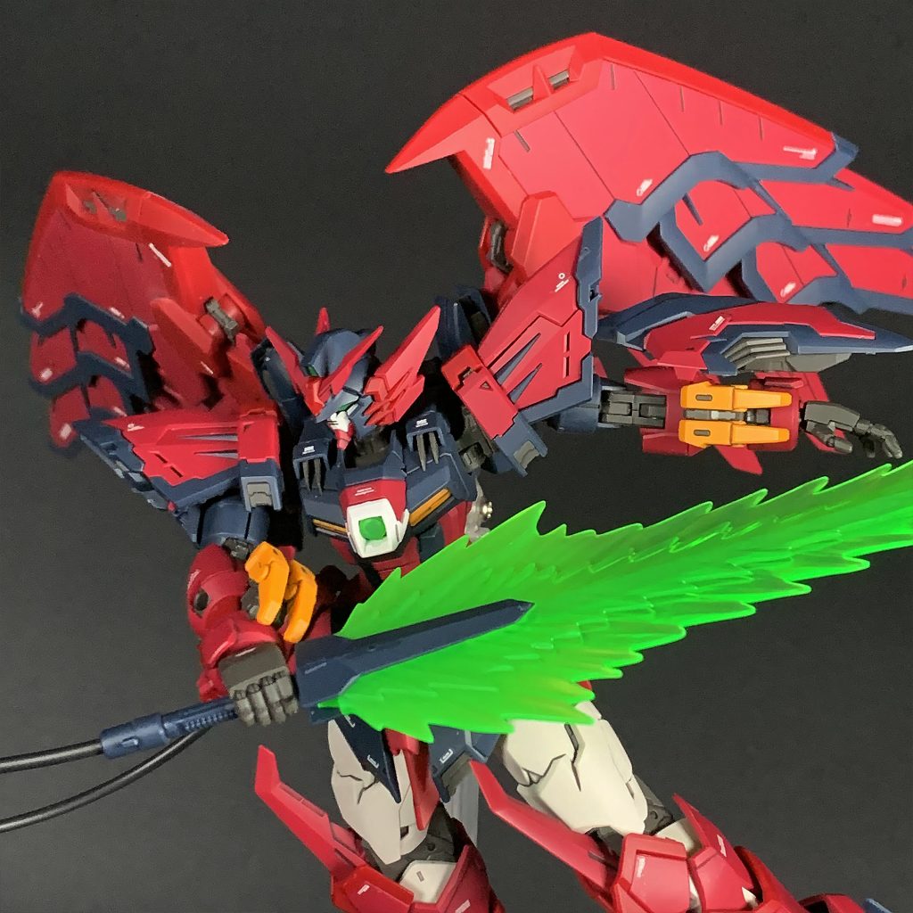 ガンダムエピオン 成形色仕上げ GUNDAM EPYON 1/144 RG–4枚目/制作者：むいち