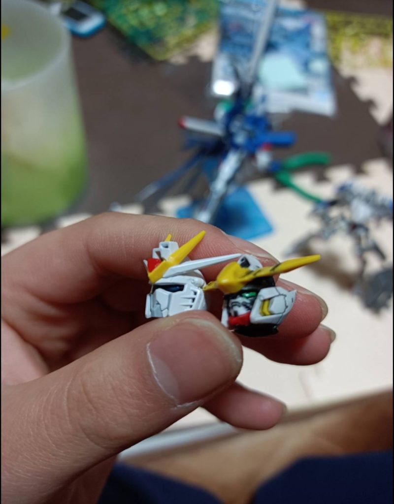 頭部だけ比べてみましたが、けっこう違いますね!逆に違うからいいのかもしれません。