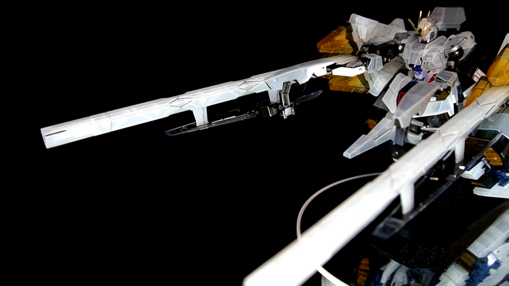 大きいので分割して写真を載せてます。これは前方部分です。