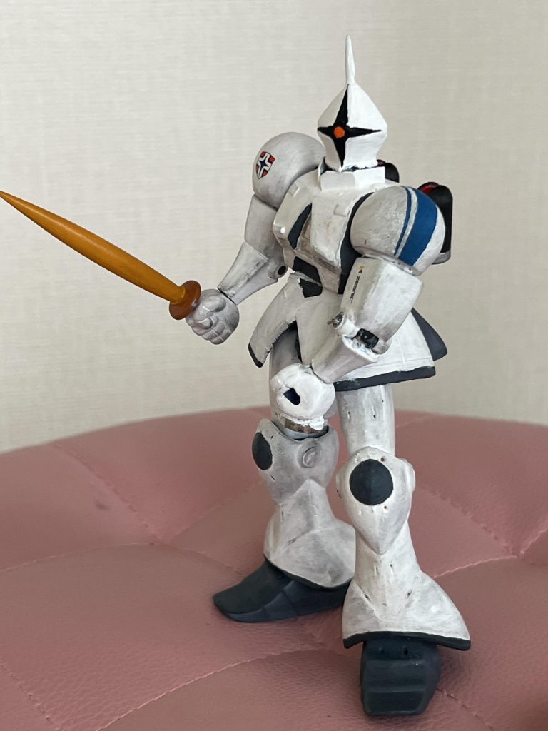 細かい所は妥協の連続。。腰ひねりがもう少しカッコよくならないかなー。