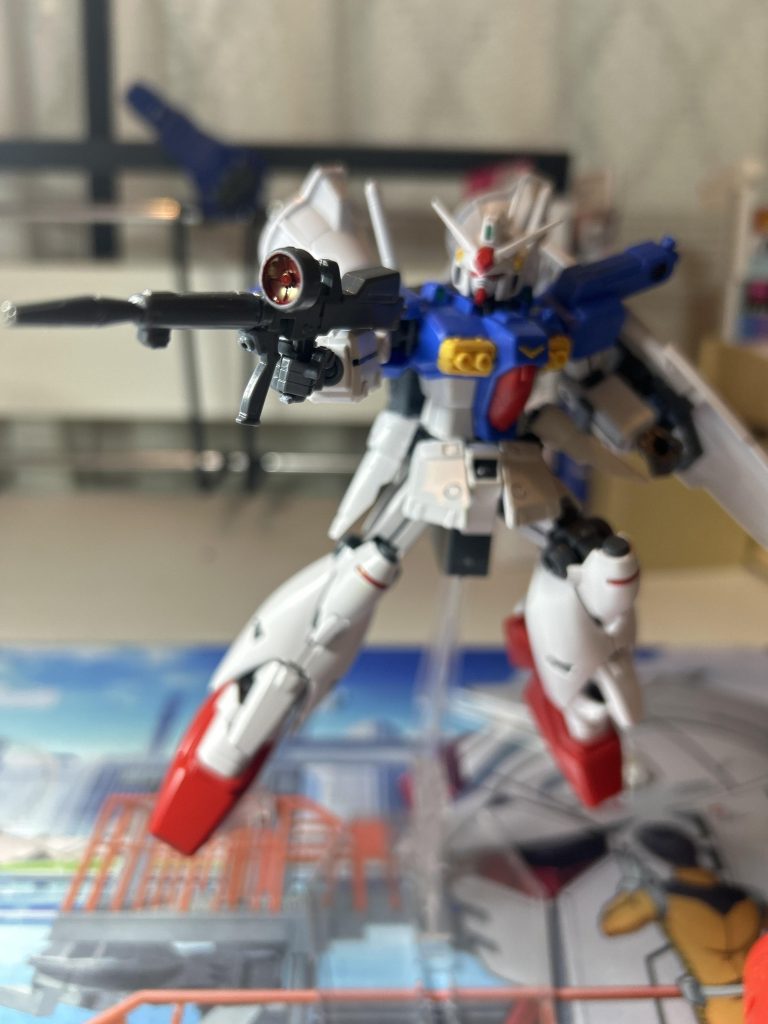 ビームライフルのスコープもレッドで塗り分け