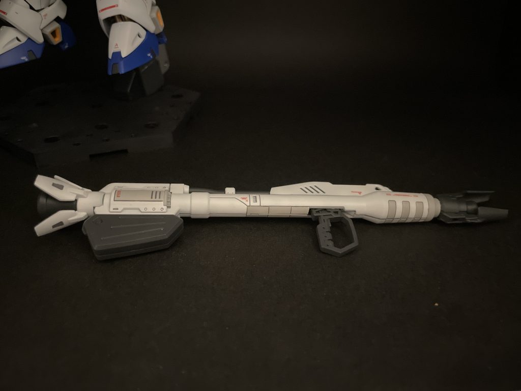 バズーカもバッチリ色分けできました！ここもお気に入りパーツです笑腰に付けたいのに塗装ハゲが怖くてできません。。。