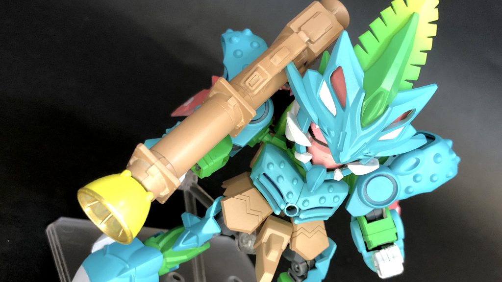 武装もバズーカを用意していたり