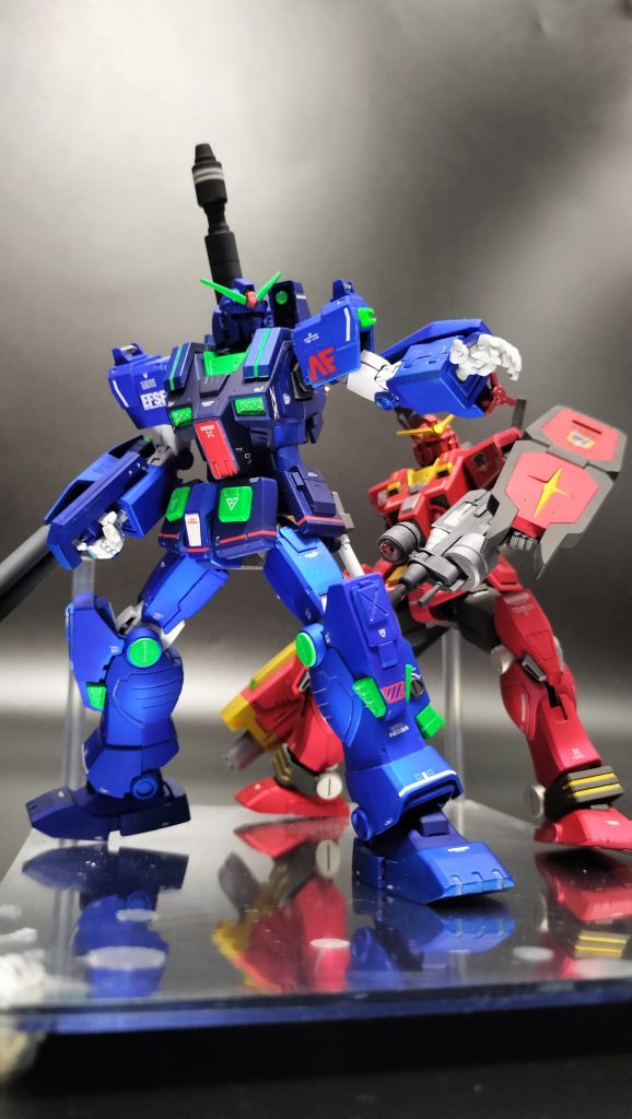 フルアーマーガンダムと！やはりジョニ子とヤザ・・ヴァースキ兄貴の組み合わせは最高ですｗ