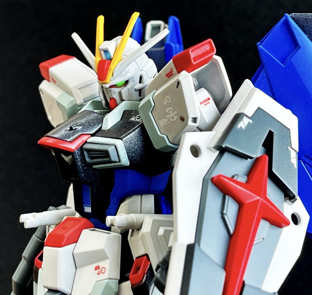 組み替えて塗装しただけなのに惚れ惚れするくらい格好良いのですが、そもそもこのHGCEインパルスが元からメチャクチャ格好良いんですねまた買えたら色んなインパルス作ってみたいです。