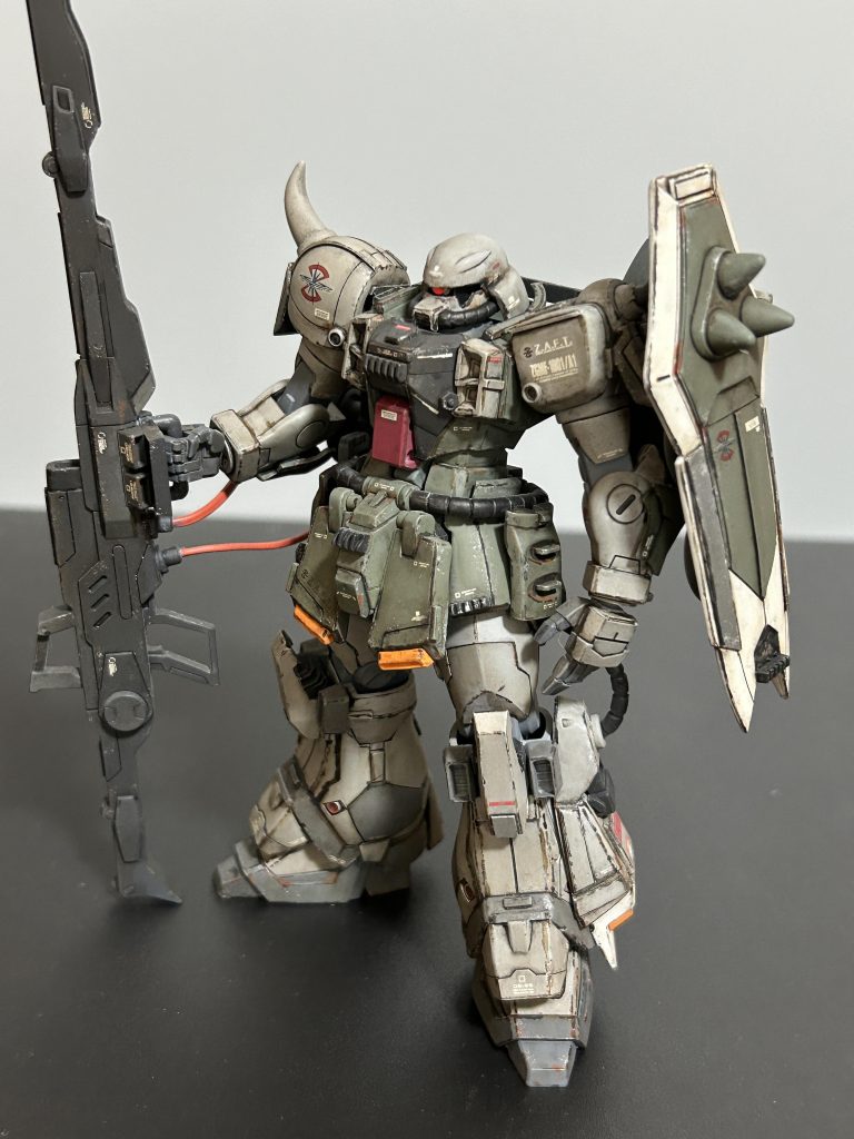 ガンプラ買いに行ったらありました レイダーとザクが!悩まずにザクにしました!