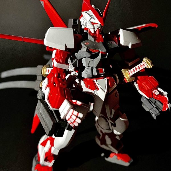 HG ガンダムアストレイレッドフレーム漆式(サブアーム+実体剣追加)