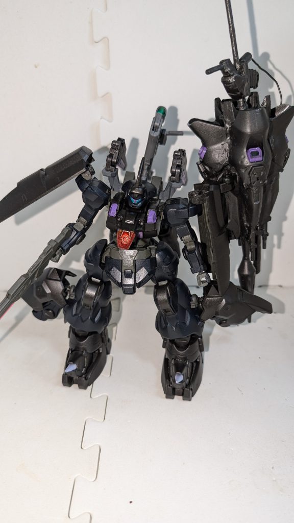 機体銘『ディランザ·フォルティッシモ』シュートアビリティ　620ファイトアビリティ　600ディフェンスアビリティ　540スピードアビリティ　600(機体出力増加の影響でパワーアップ)パワーアビリティ　670ディランザ·フォルテが重モビルスーツとして、より強化された機体。ディランザ·ソルをベースとしながらも脚部の大型化や腕部の延長、機体出力そのものの強化や、胴体部分にメガ粒子砲の搭載など重モビルスーツとして圧倒的な性能を持つ。