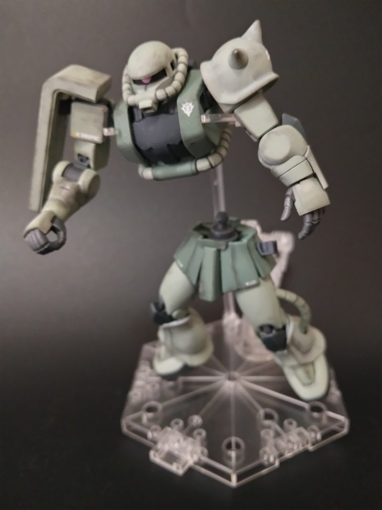 やられ役っぽく真っ二つで〆。初めての汚しでしたが塗装ミスを誤魔化せるので汚しとトップコートを繰り返しましたが(おそらく)無難に出来たと思います。※以下余談