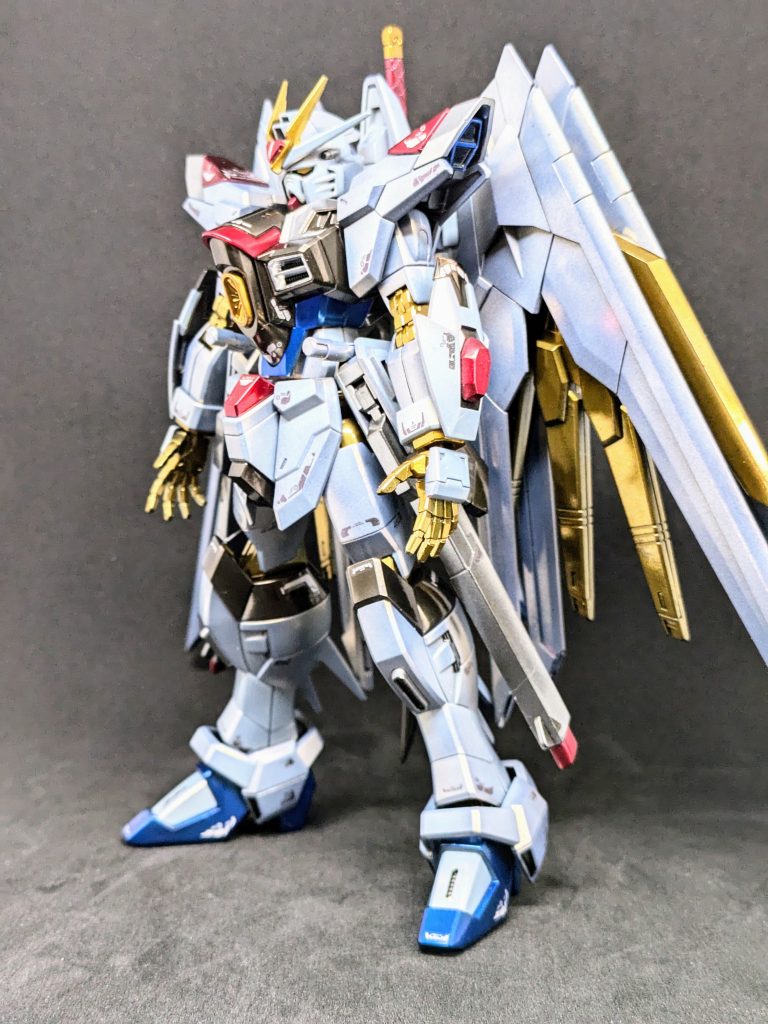 デカールはMYK DESIGNさんのGMラインデカールです。