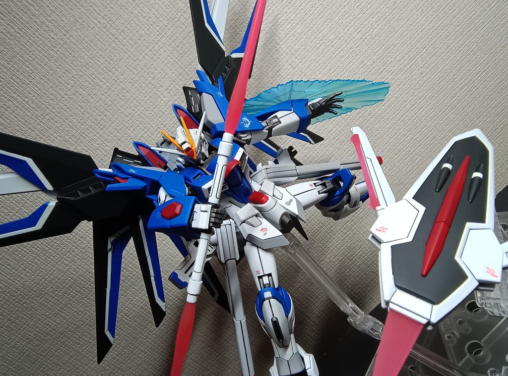 HGCE ライジングフリーダムガンダム–4枚目/制作者：kuro@-12