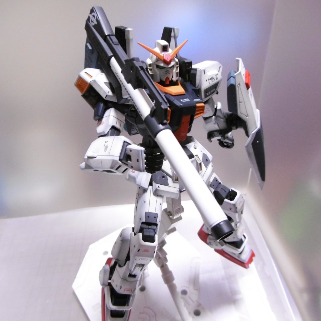 肩のパネルと言うかグレーにしたのは、ちょっと失敗したかなと思ってます！（笑）