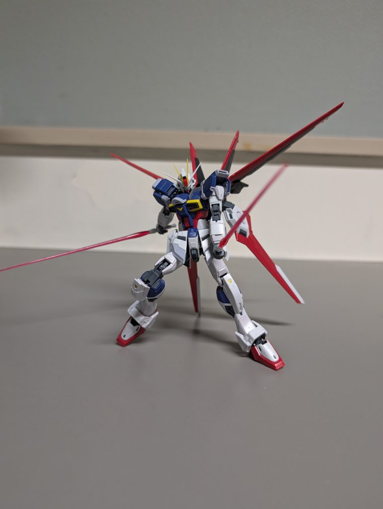 バックパックのスタビライザー?が剣に見えてしょうがないw改造案として結構ありか?