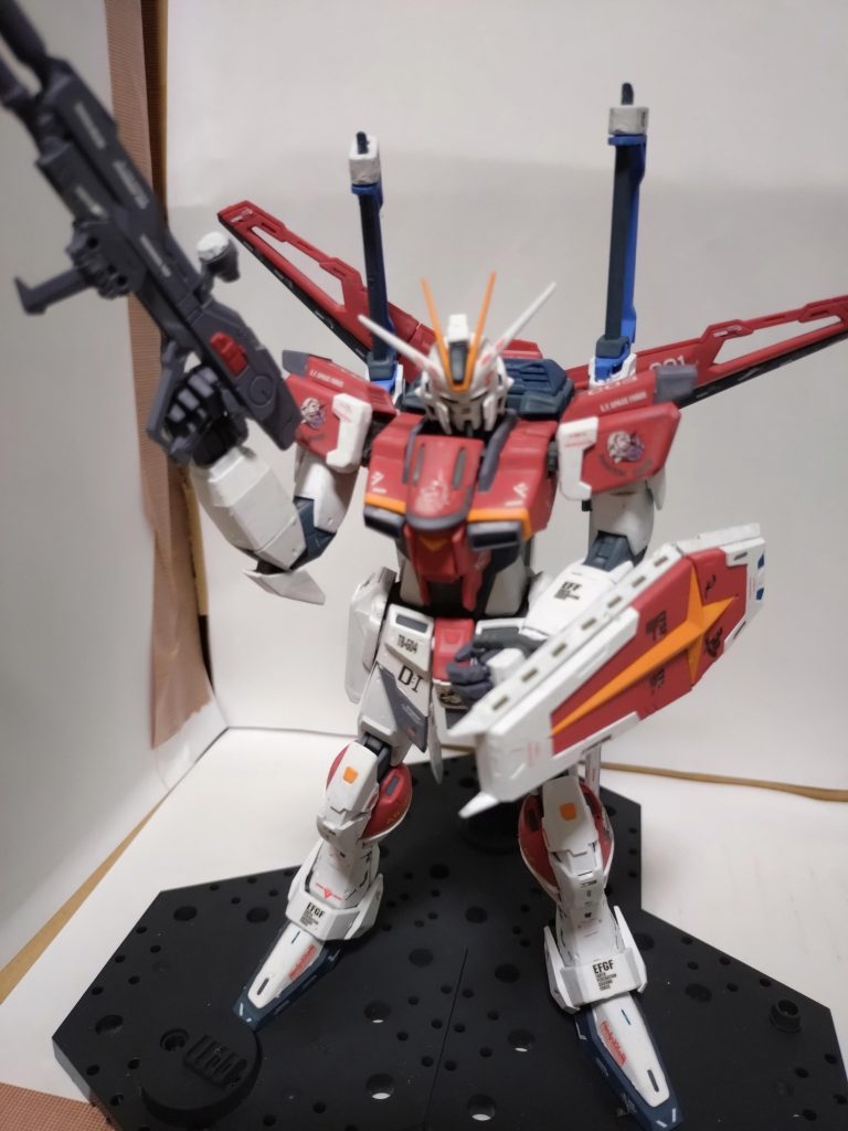 ソードインパルスも原作に忠実？に再現して、所々色を変えてます。２体とも仕上げは、トップコートのツヤ消しを吹いてます。