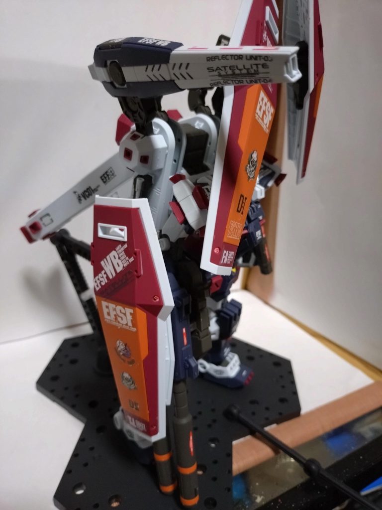 デカールと、トップコートのツヤ消しくらいですね、