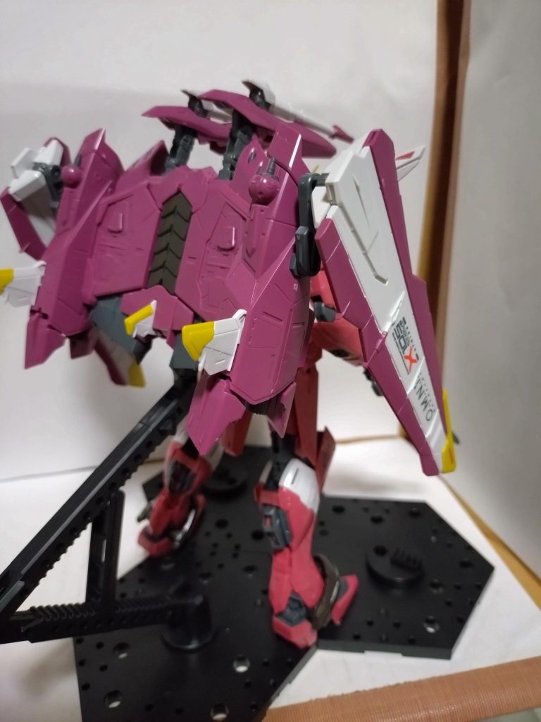 後から。後ろが重くて、アクションベースに取り付けないと自立が難しいかな。最後まで見て頂いてありがとうございました＼(^o^)／