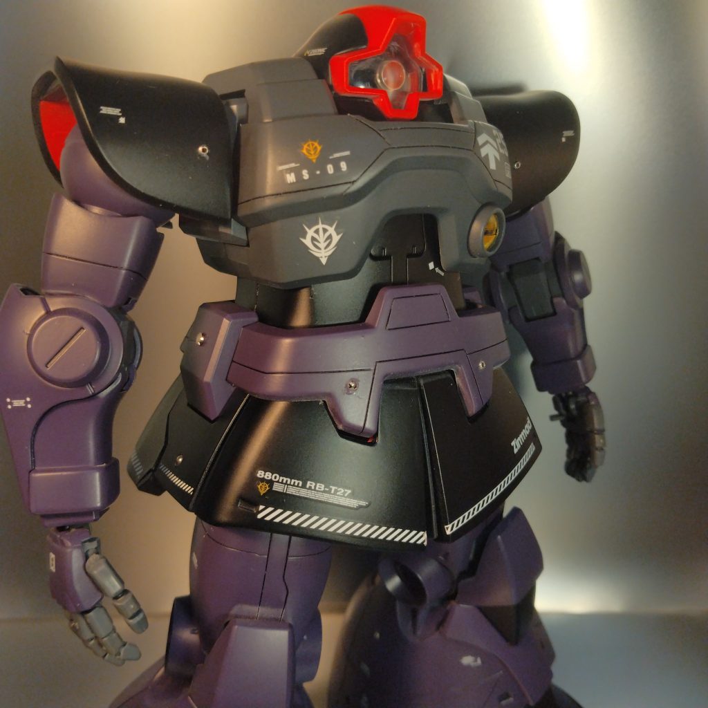 これもワンパターンでモノアイは変えてます！