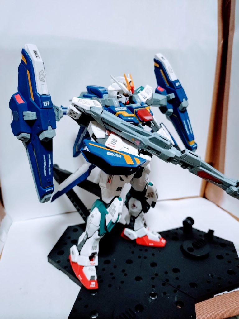 ライトニングストライカーの左右のやつ（名前分からない）は、横にするとパッとしないので、あえて立ててます。最後まで見て頂いて、ありがとうございました＼(^o^)／