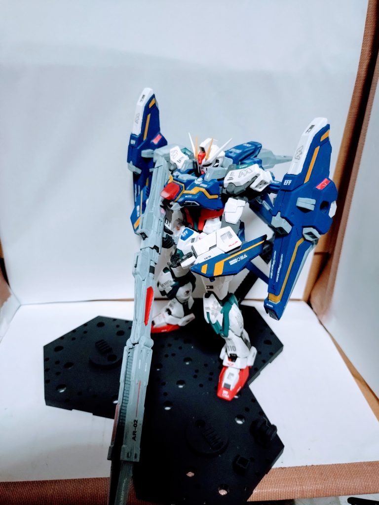 ライフルを展開すると、メチャ長いッス（笑）