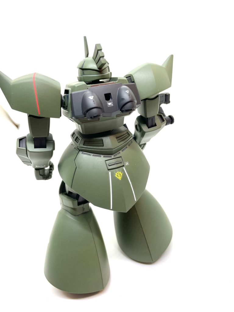 ドムのバーニアを無理矢理固定笑左手にオリジンジムのキャノンを追加