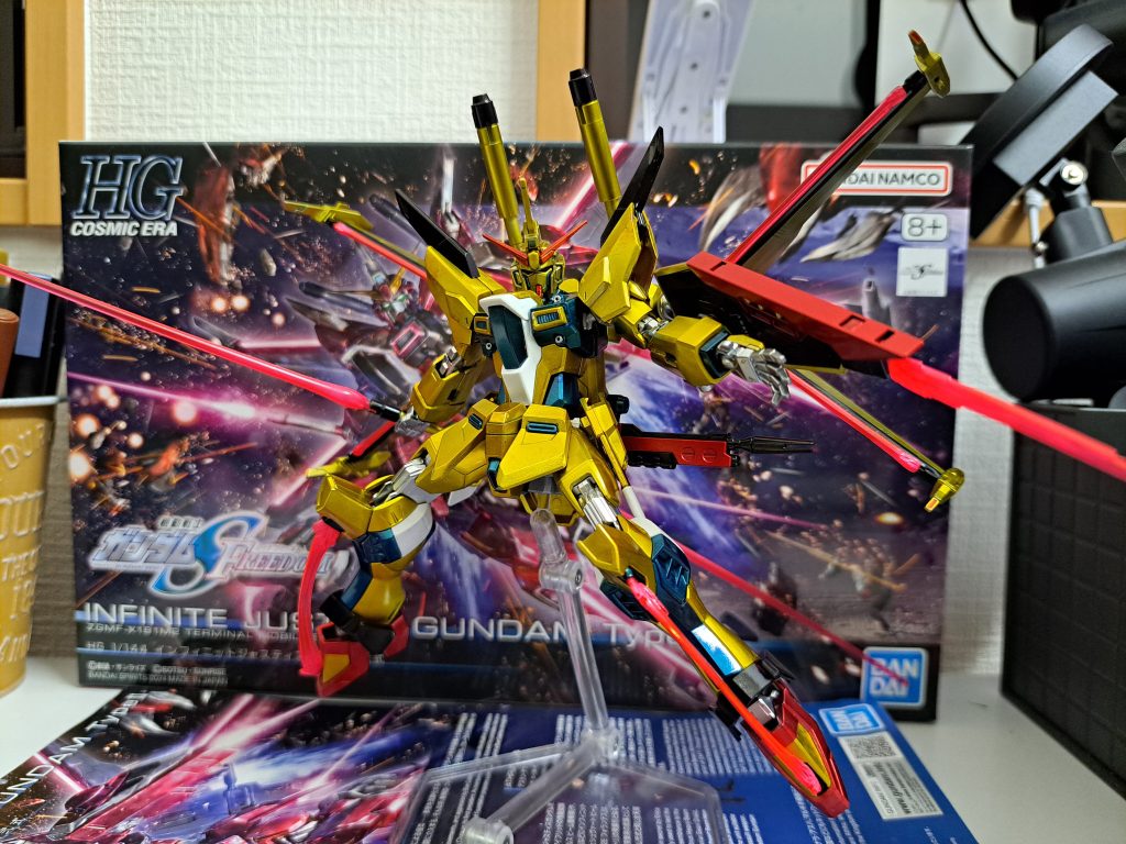 ・久しぶりのガンプラ、HGの作製でしたけど、まさかここまでHGが進化しているとは…スゴいっすね!