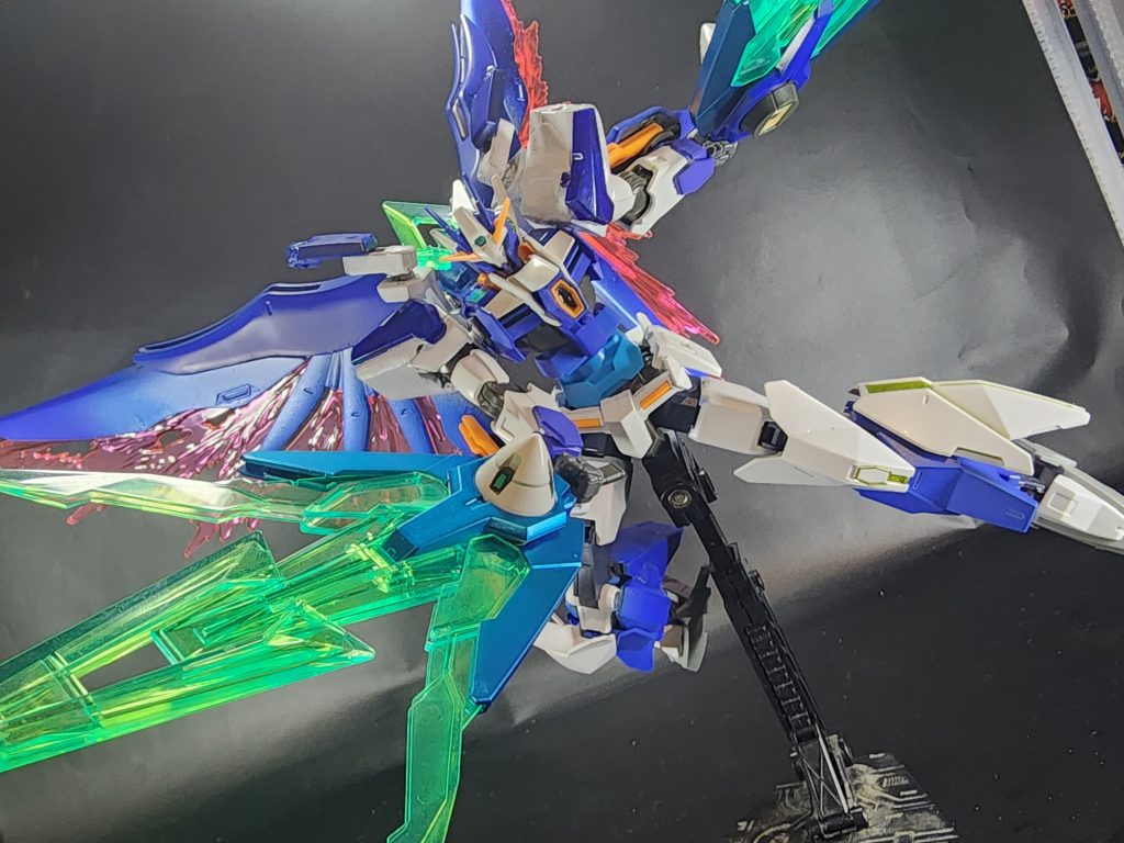 高速での近接戦闘。元々キット自体は完成度高いので武装はそのまま使用