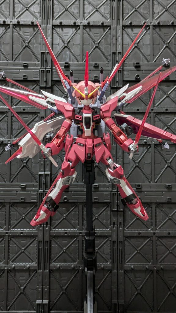 ハイっと言う事で!本日の✨HIGHLIGHT✨アスランの得意分野、近接戦闘を極限まで活かすためのプラン『ブレイド無双』トゲトゲですぅ〜❤犬も歩けばビームブレイドに当たる!をコンセプトに開発