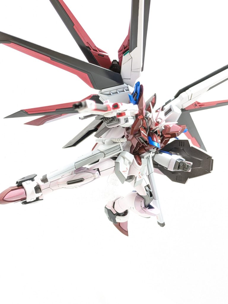 よく見るとこの時はウイングが左右逆ですね…