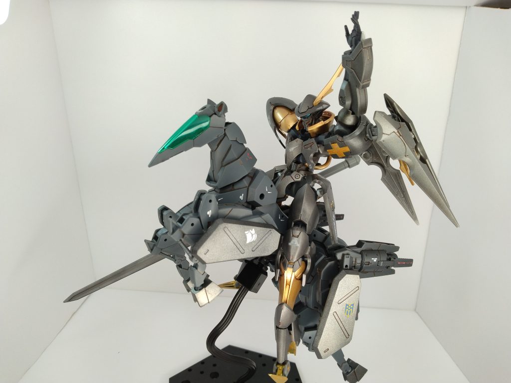 実は鉄血のキットを初めて作ったのですが、ヴァルキュリアフレームはどれもカッコ良さそうですね！白ベースの騎士も作りたいなぁ