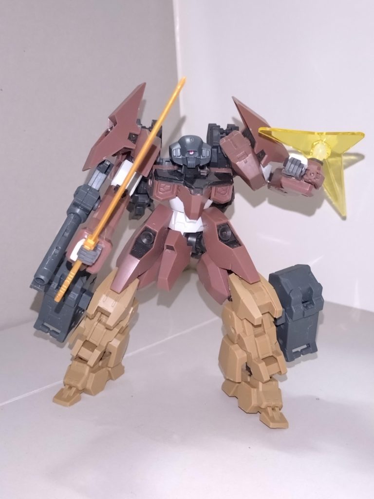 不使用時には背部ロケットブースターのラッチにマウントすることもあるが、破損または、破損リスクが最大に達したときは廃棄する。