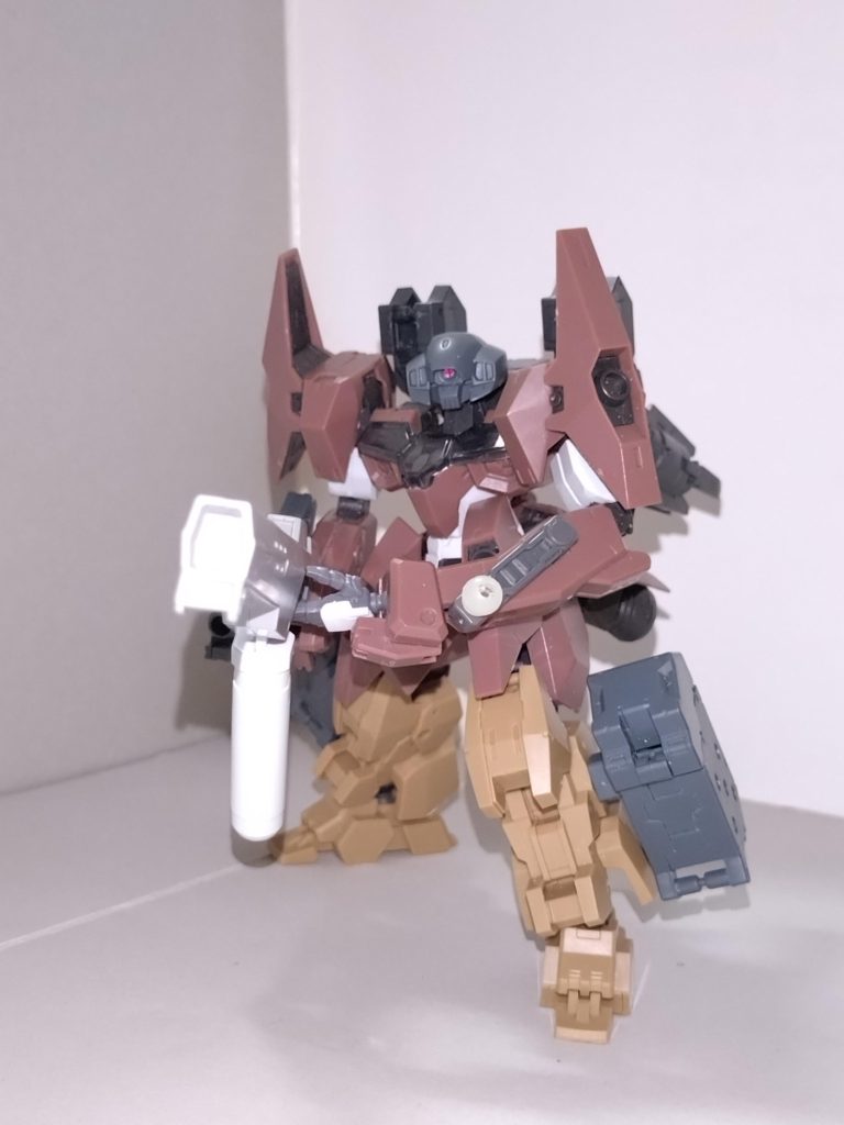 花音「これはインパルスアルクのパーツを使ったんだ」日菜「(奥沢)美咲が使わなかったアルクライフルだね」花音「翼みたいなパーツは、合わないからハズしたけどね」日菜「それは···なんだか勿体ないな」〜花咲川女子学園同窓会報内の対談より〜