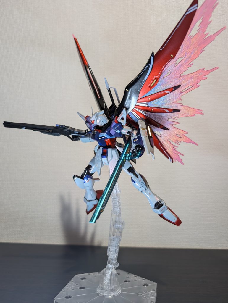 レールガンと名無し砲を構えて