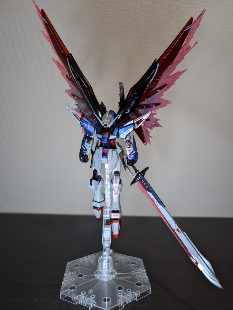 クリアカラーデスティニー並べたかったんですがGETできず(⁠ᗒ⁠ᗩ⁠ᗕ⁠)3体並べて飾りたかったです 