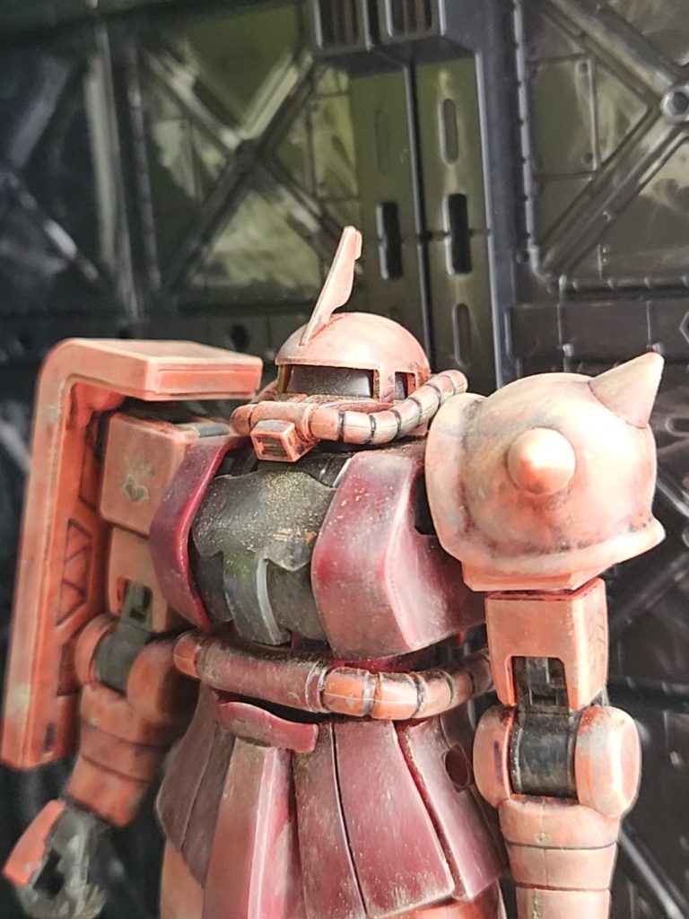 A「ボロボロなやつがあった」オヤジ「お前、ここの小隊に入って何年になる?」A 「一年ぐらいかな?」