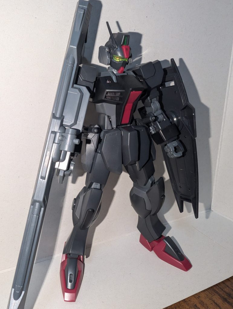 素立ちでもめっちゃかっこいいですね目のところを赤く塗ったらBDみたいになっちゃいましたw