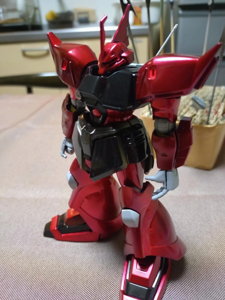 この瞬間初のキャンディ塗装が誕生しました。この後これをこのままにすべきかマットキャンディにするかめちゃめちゃ悩みましたw二晩ほど死ぬほど悩んで結果はマットキャンディ仕上げを選択いたしました。  