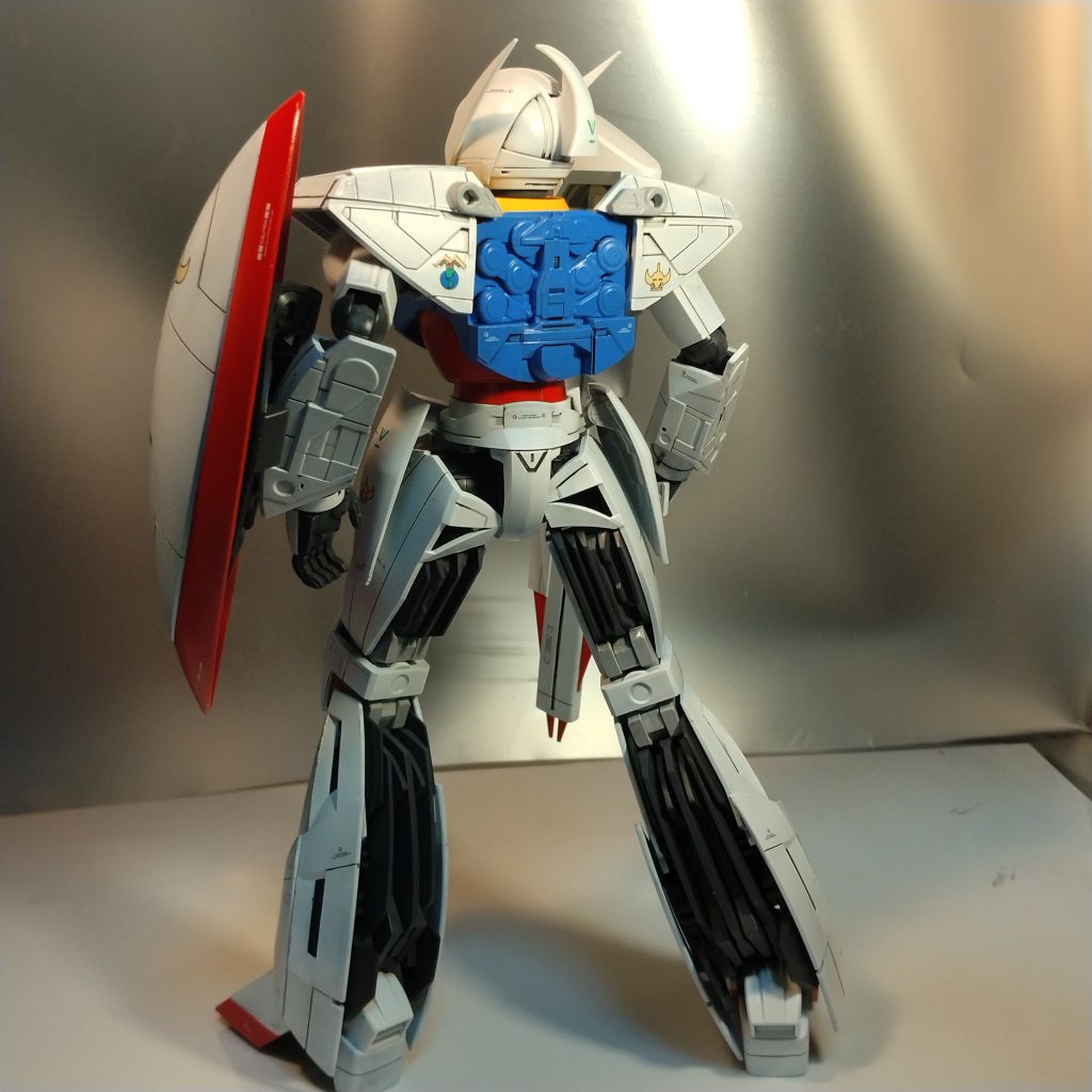 始めてみた時は！これはガンダムじゃ無いだろと思いましたが、今は私は結構このアニメ好きです！（笑）