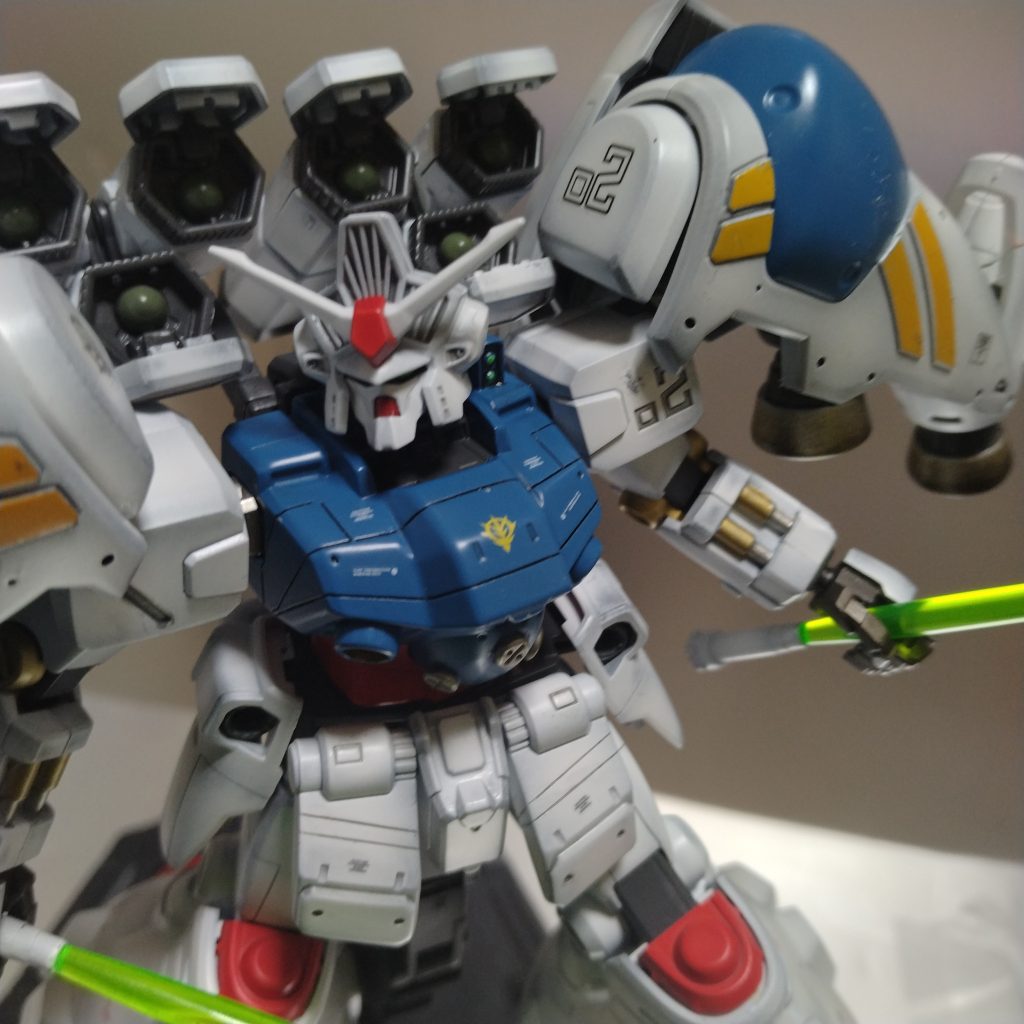 MGもそうですが！結局ジオンのデカール貼っちゃいます！（笑）