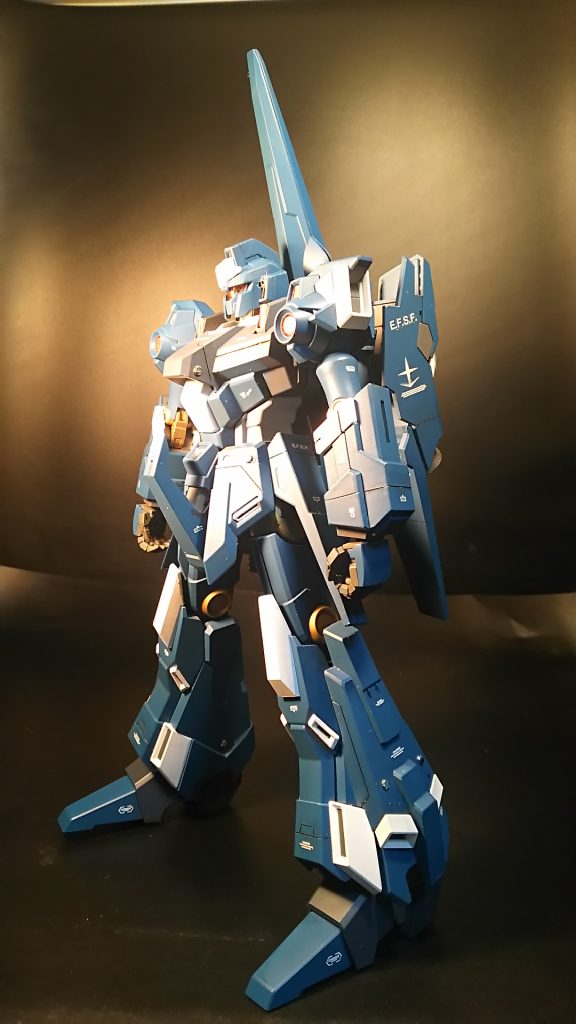 ちょこちょこスジ彫り入れてるのですが！わかりませんね！（笑）