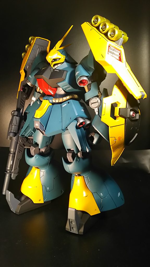 あっモノアイだけ変えてます！（笑）わかりにくいですね！