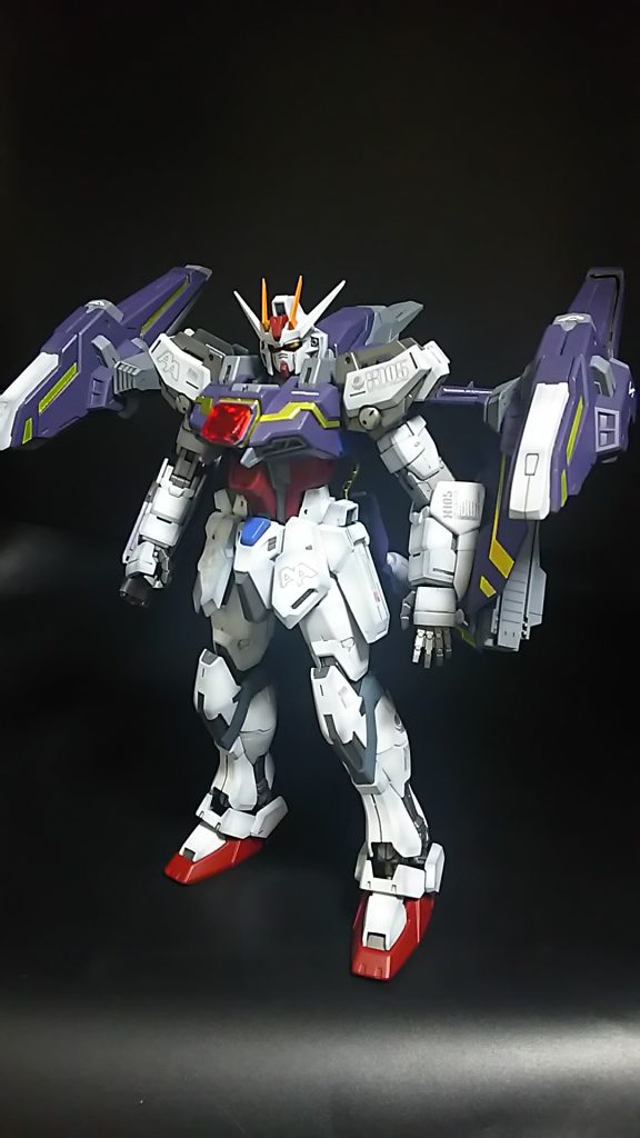 この機体もストライク自体は知ってますが!ライトニングストライクは知らずに作りました!(笑)