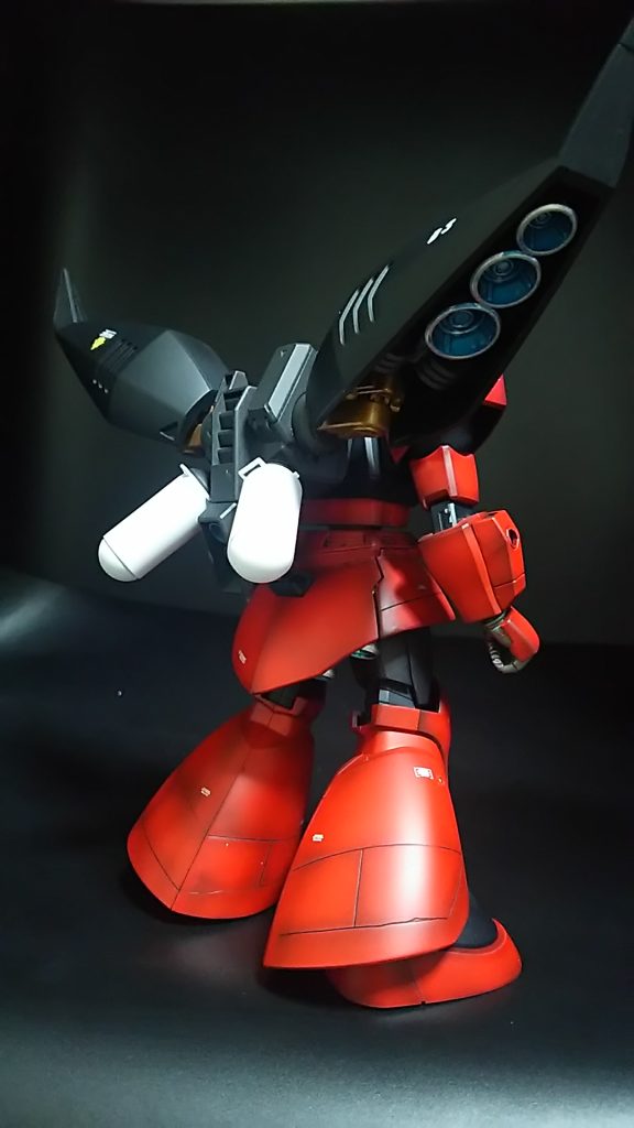 本体の塗装は下地で色調整してクリアレッドでフラットです！